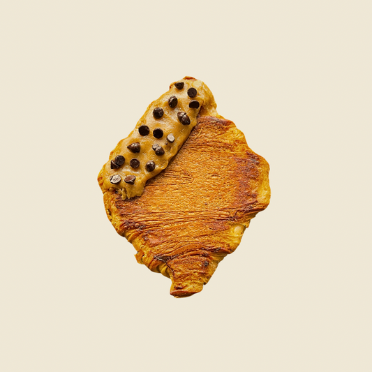 Flat Cookie N Praline Croissant